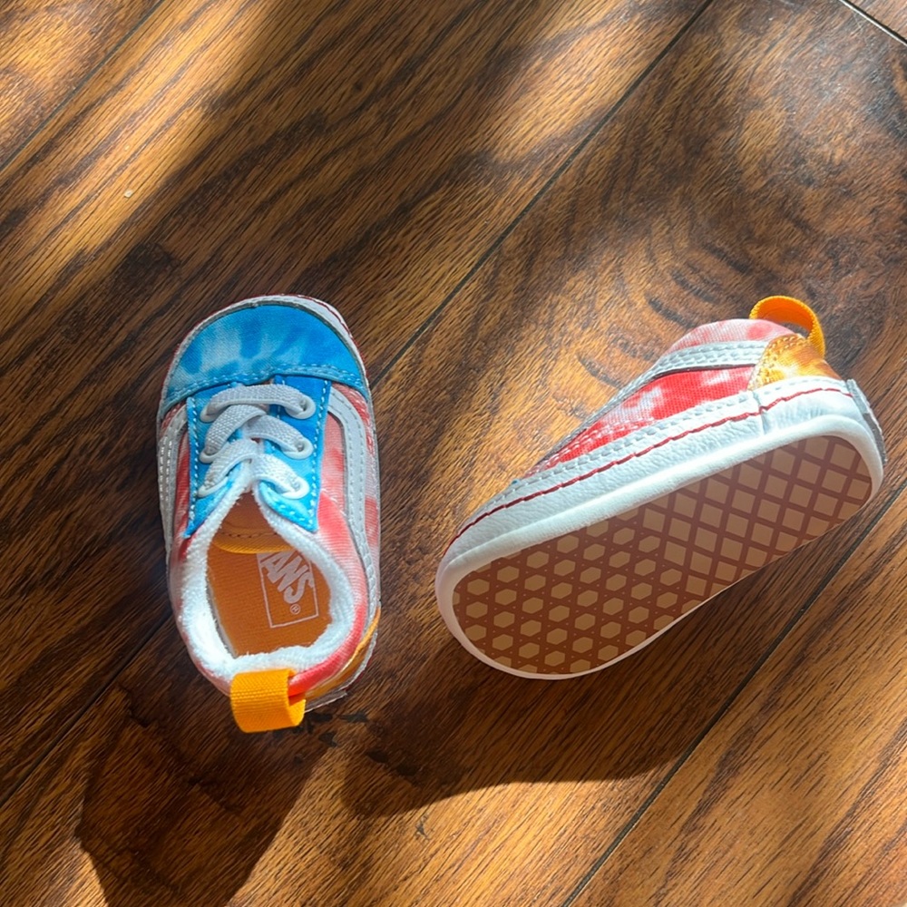 Baby shoes 1